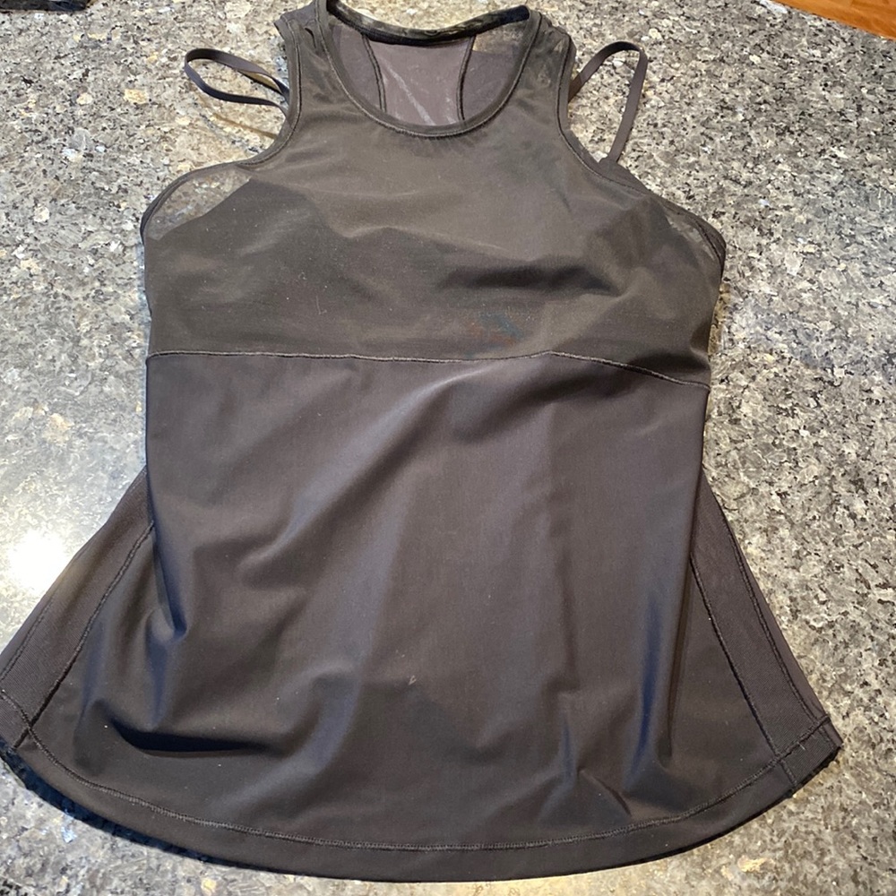 Lululemon black workout tank